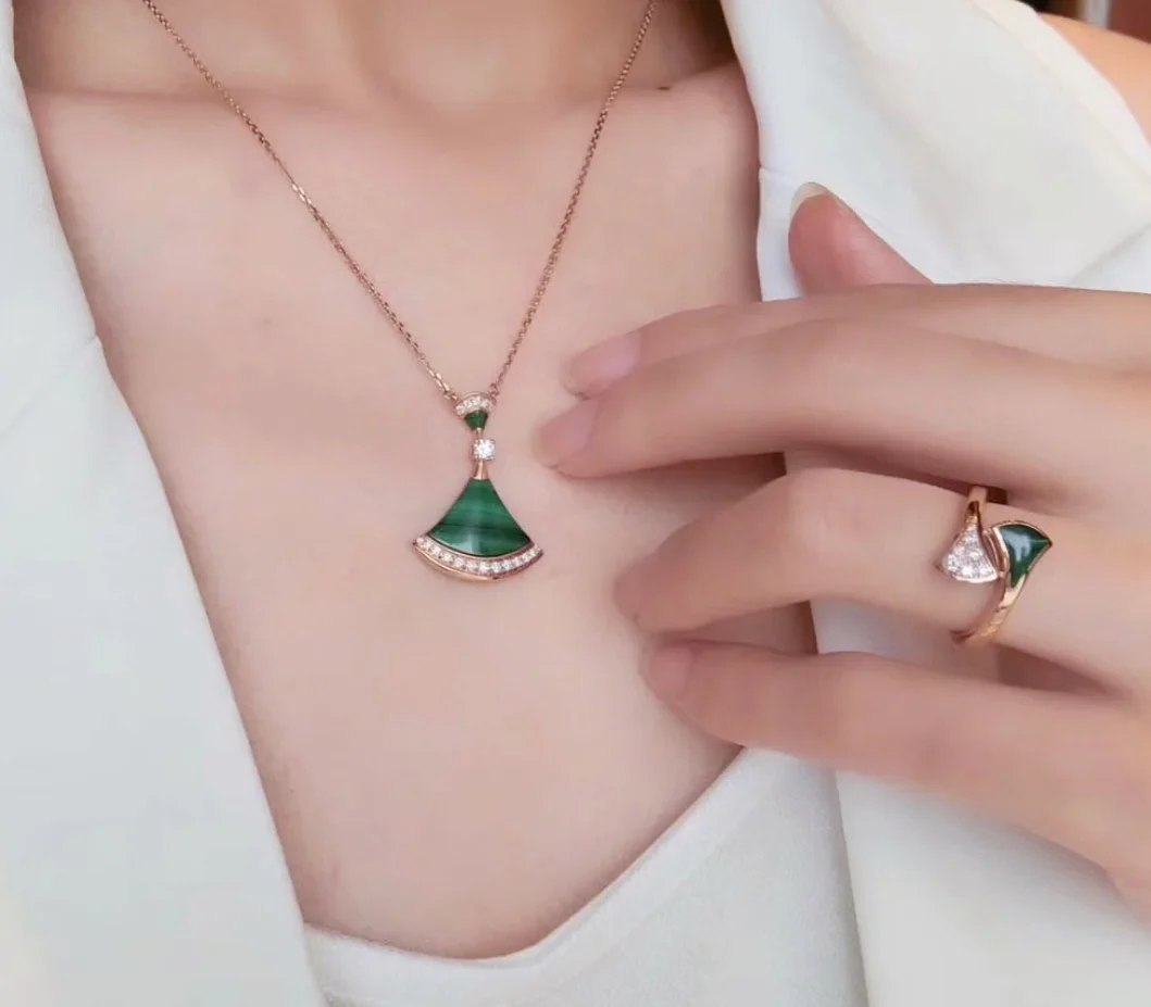 Кольцо Bvlgari 015