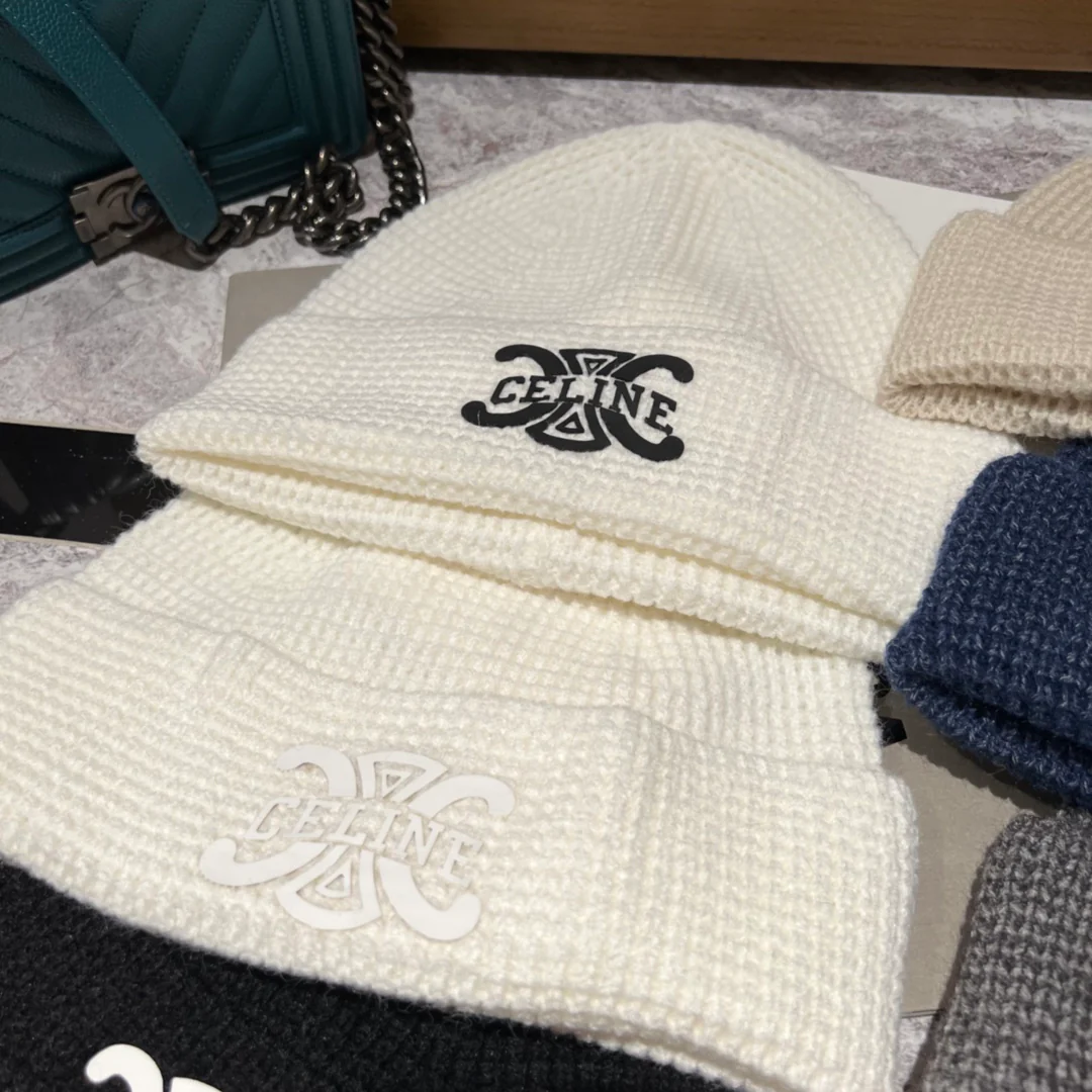 Вязаная шапка Celine - 1