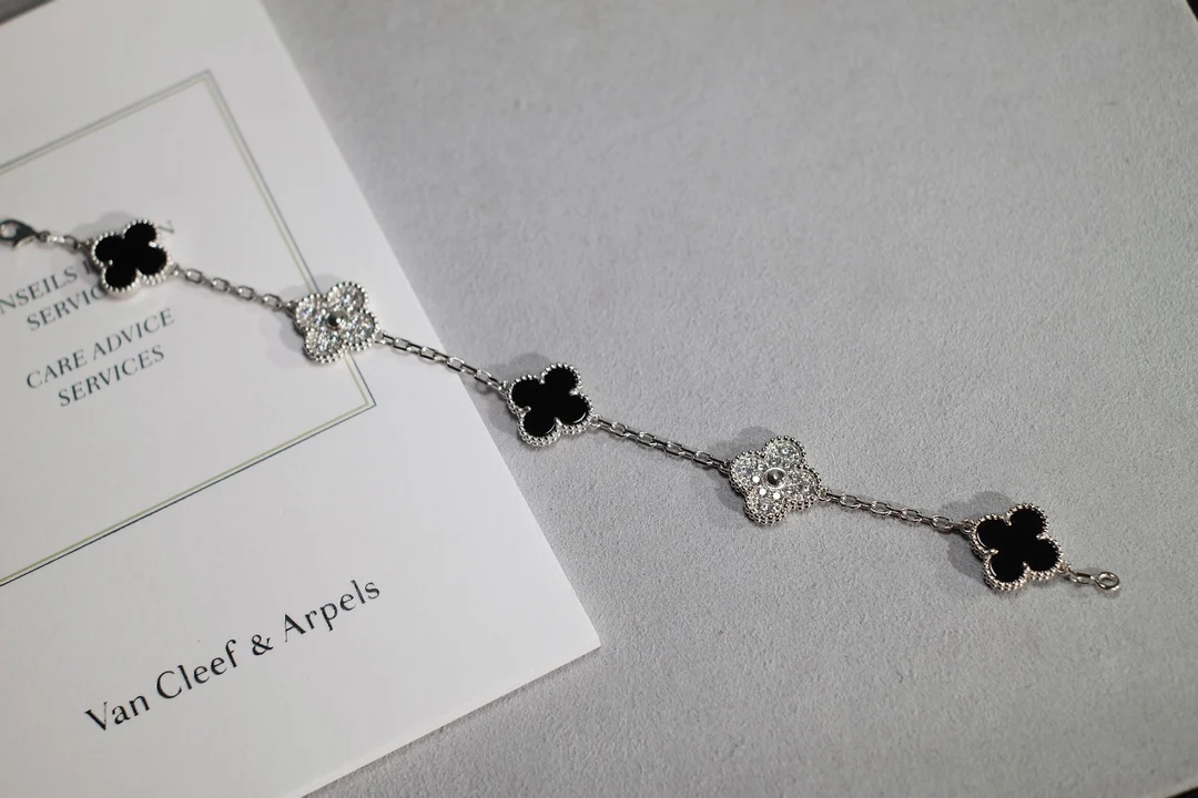 Van Vek - Браслет 079