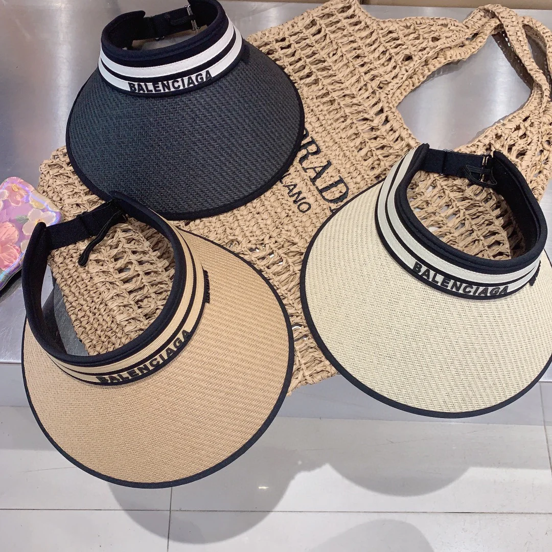 Новинка Balenciaga весна/лето 2023 - Шляпа от солнца с открытым париком