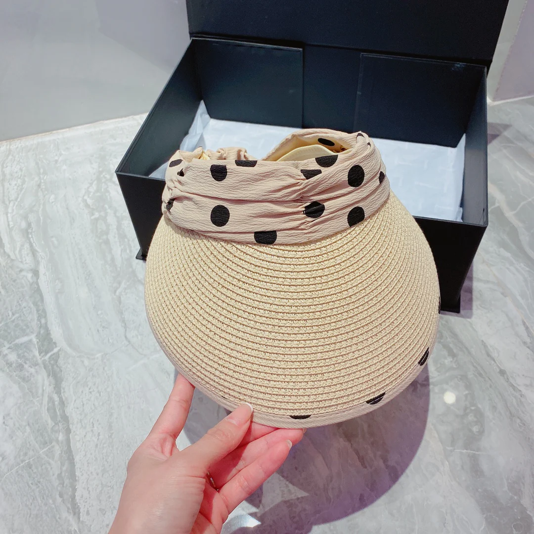 Dior - Солнцезащитная шляпа в горошек в стиле ретро