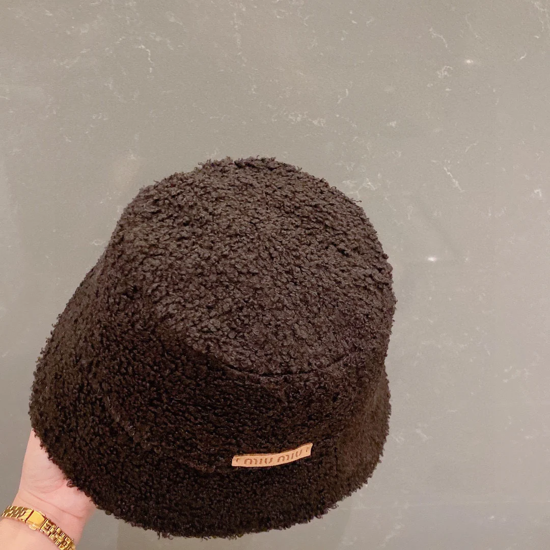 Miu Miu - Рыбацкая шляпа из овечьей шерсти - Черная