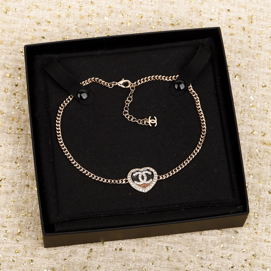 Chanel - Колье 407