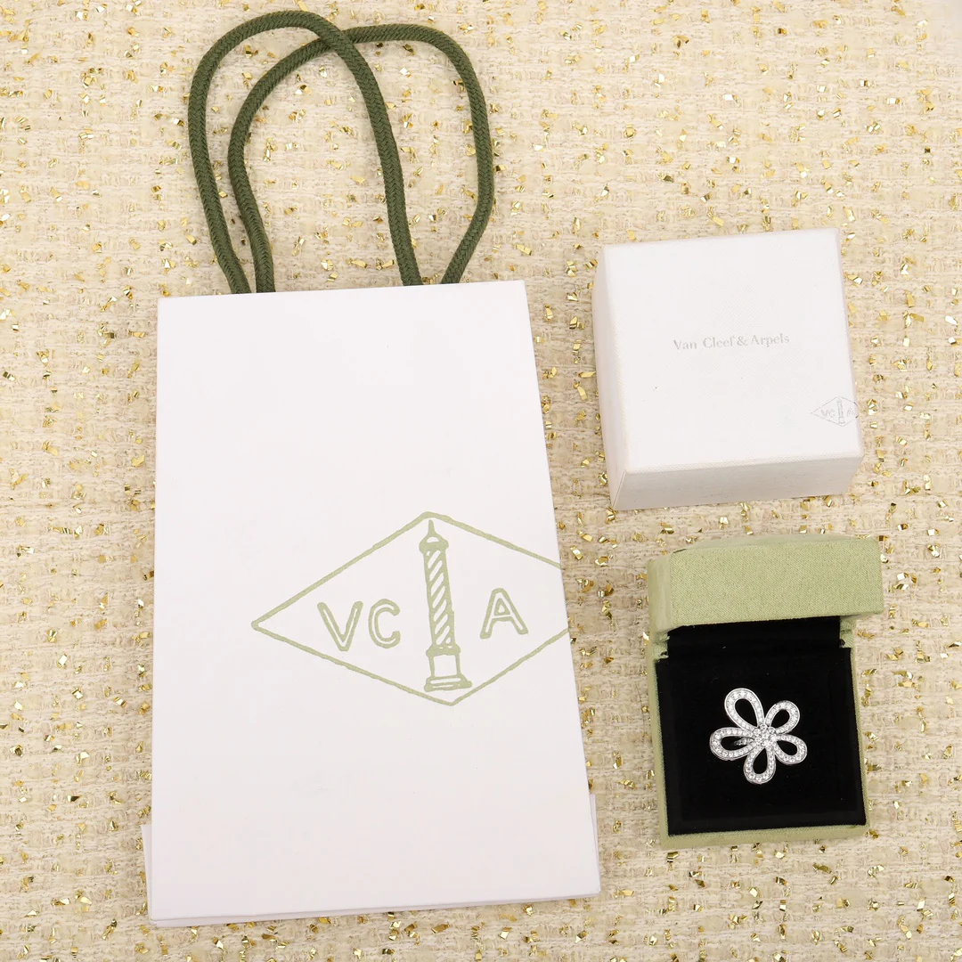 Ван Век - Кольцо 019