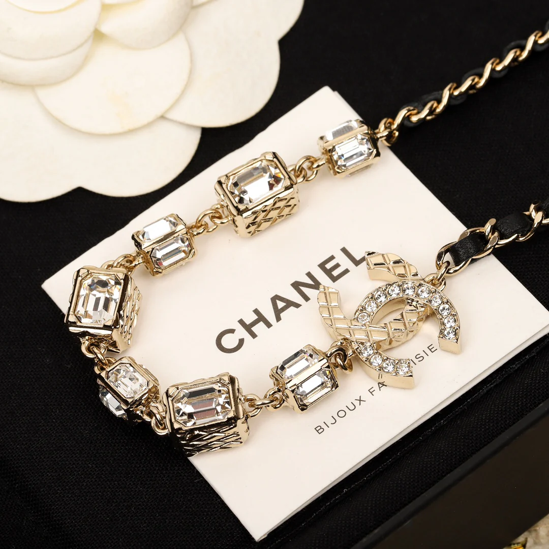 Chanel - Колье 443