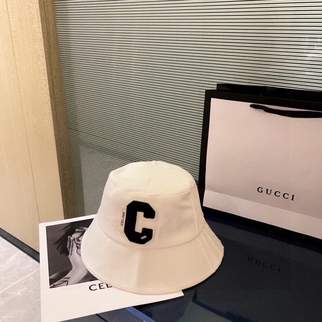 Новинка 2024 года от Celine - Панама с неровными полями - Белая