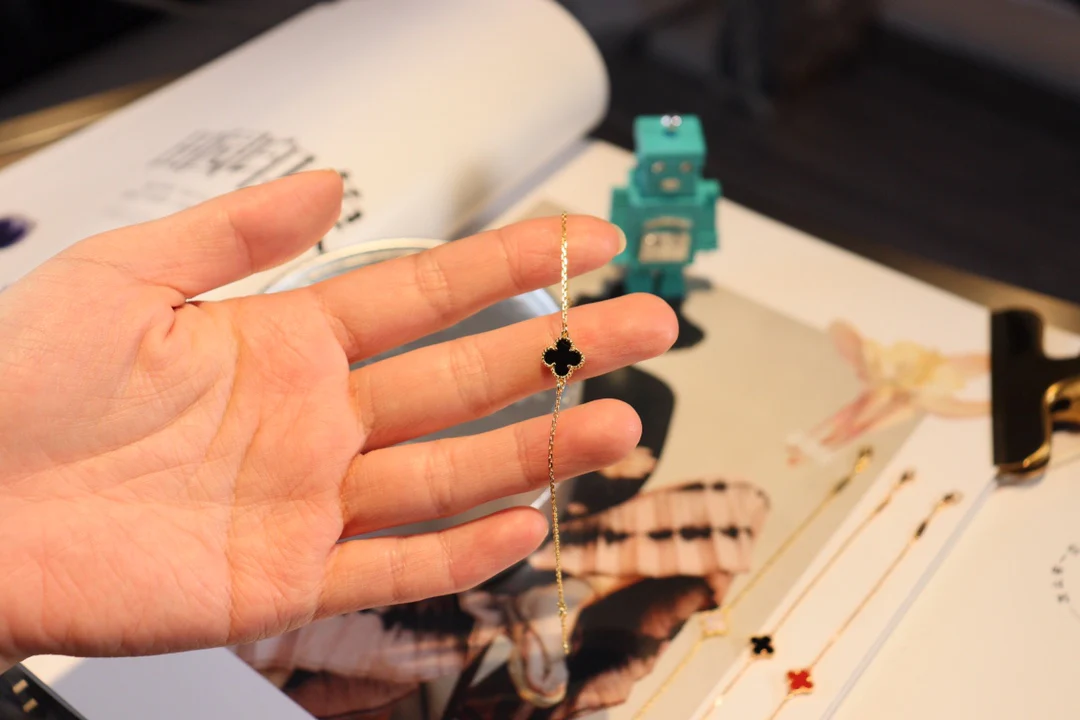 Van Vek - Браслет 090