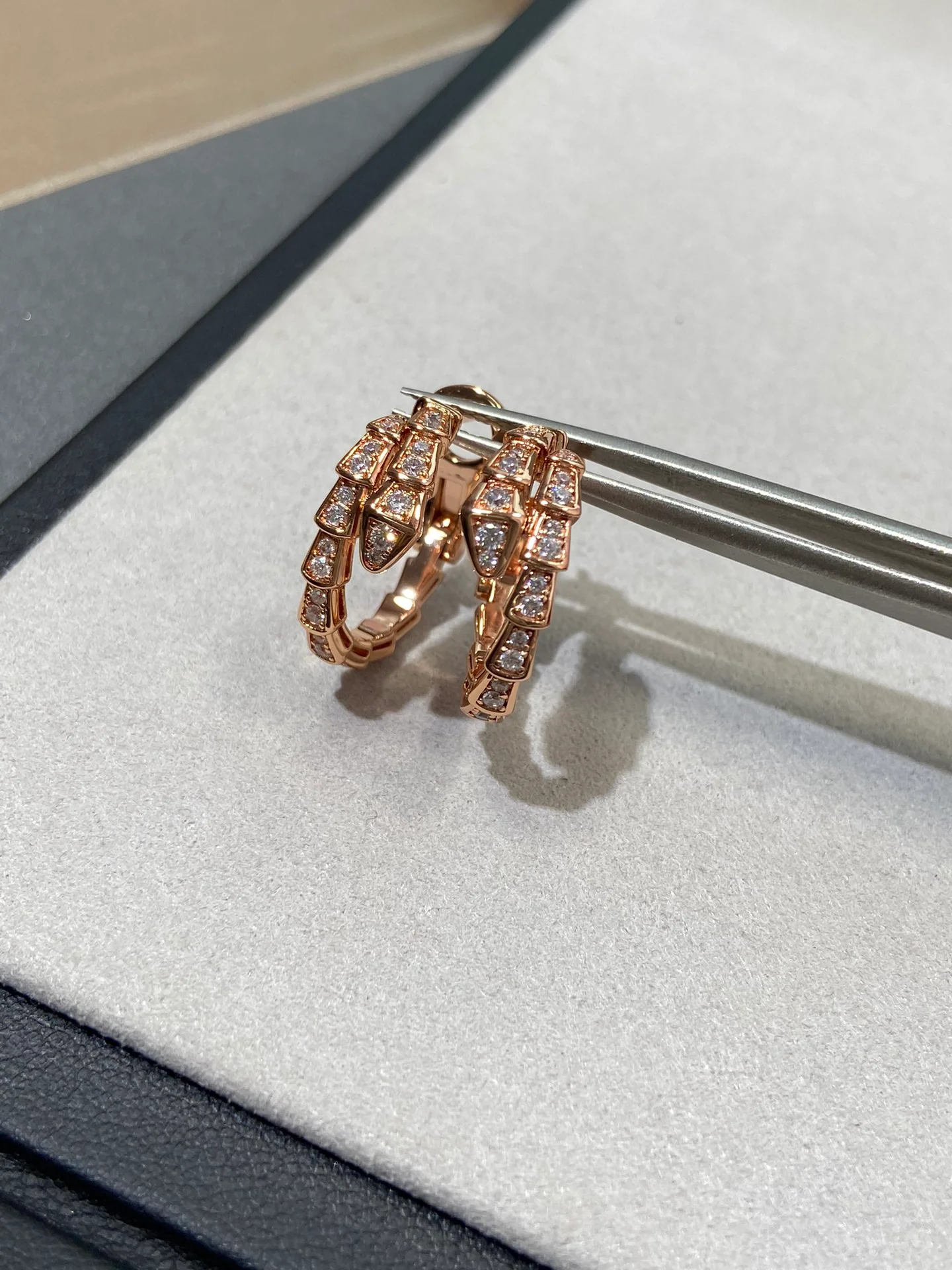 Серьги Bvlgari 041