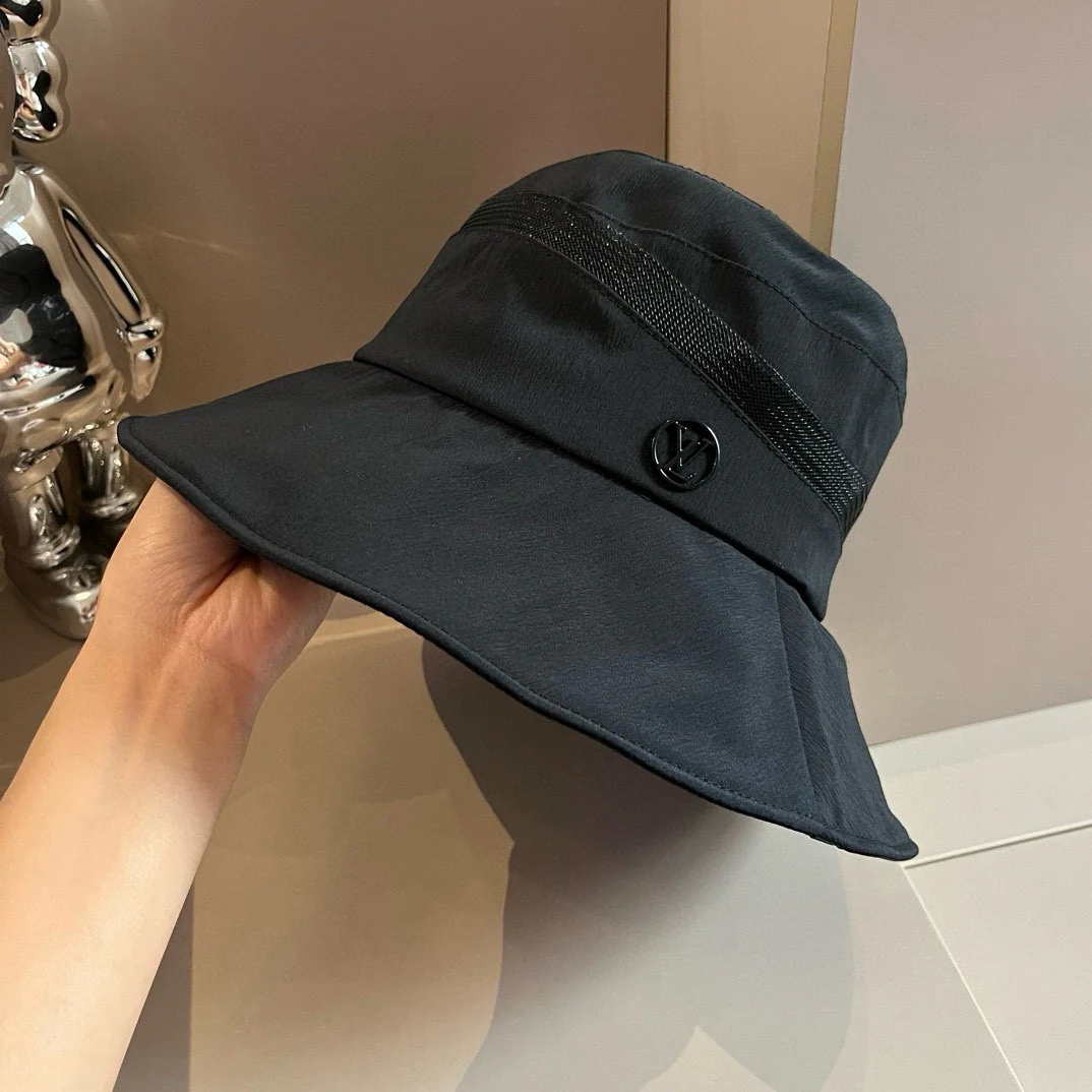 LV - Простая и универсальная панама - Черная