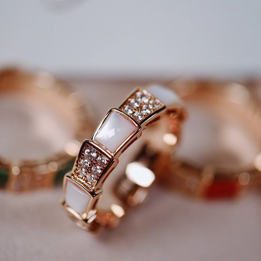 Кольцо Bvlgari - 52