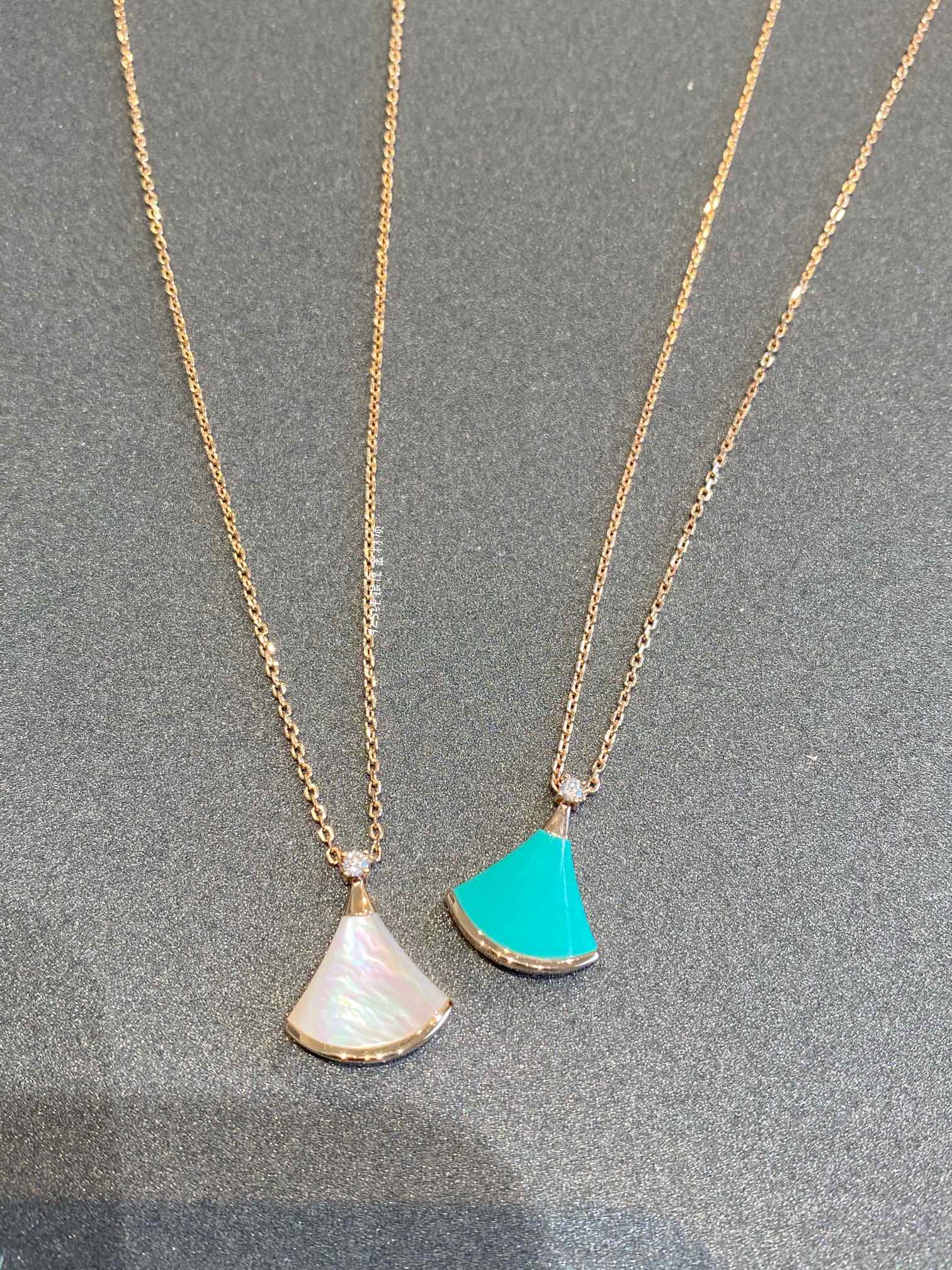 Bvlgari - Колье 075