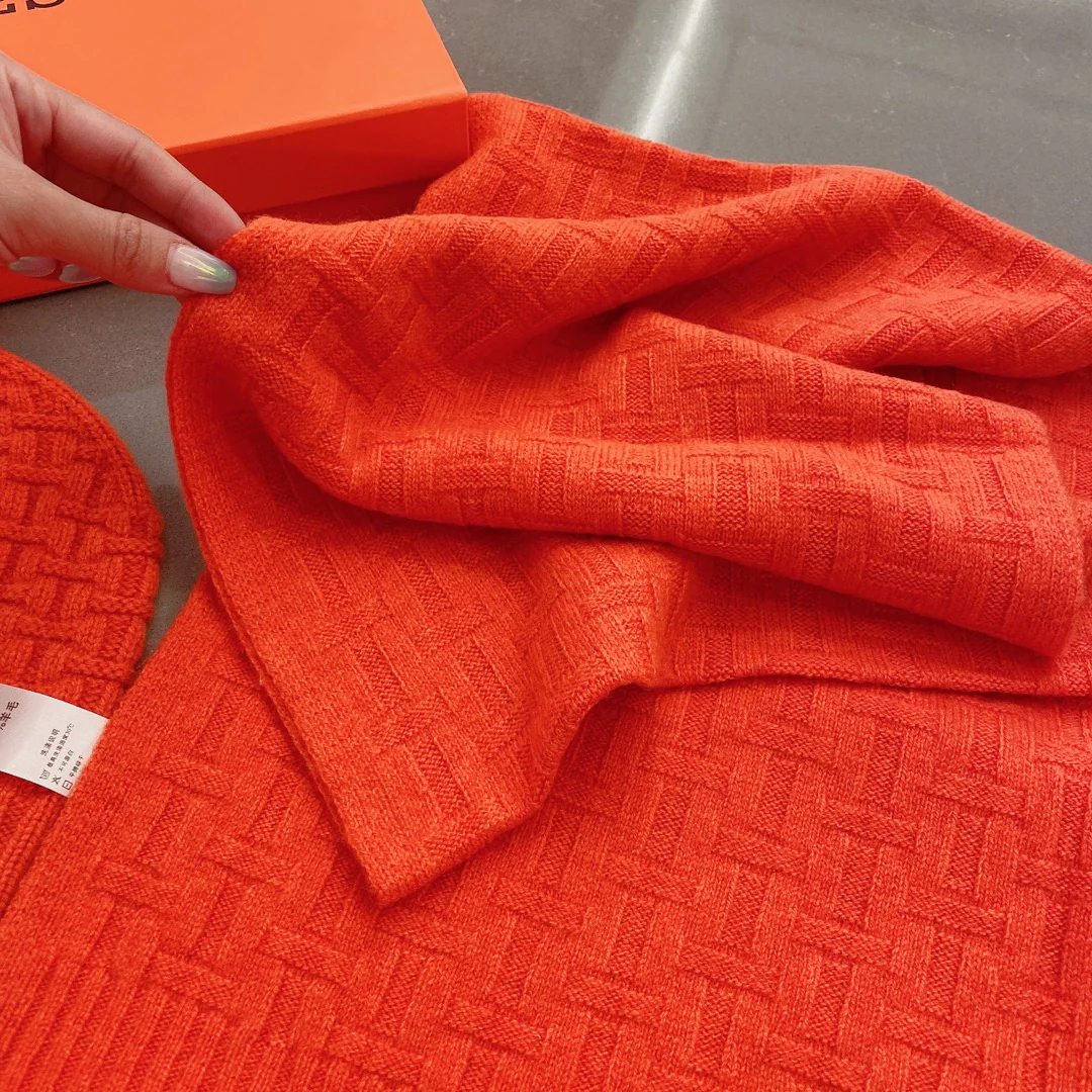 Шерстяная шляпа Hermes - оранжево-красная