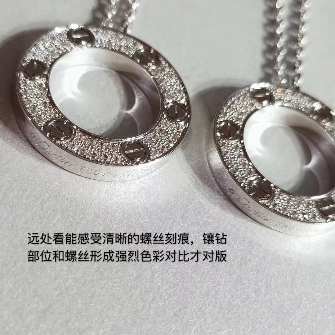 Колье Cartier-Love с большим круглым диском