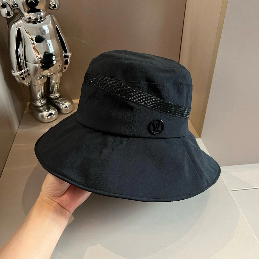 LV - Простая и универсальная панама - Черная