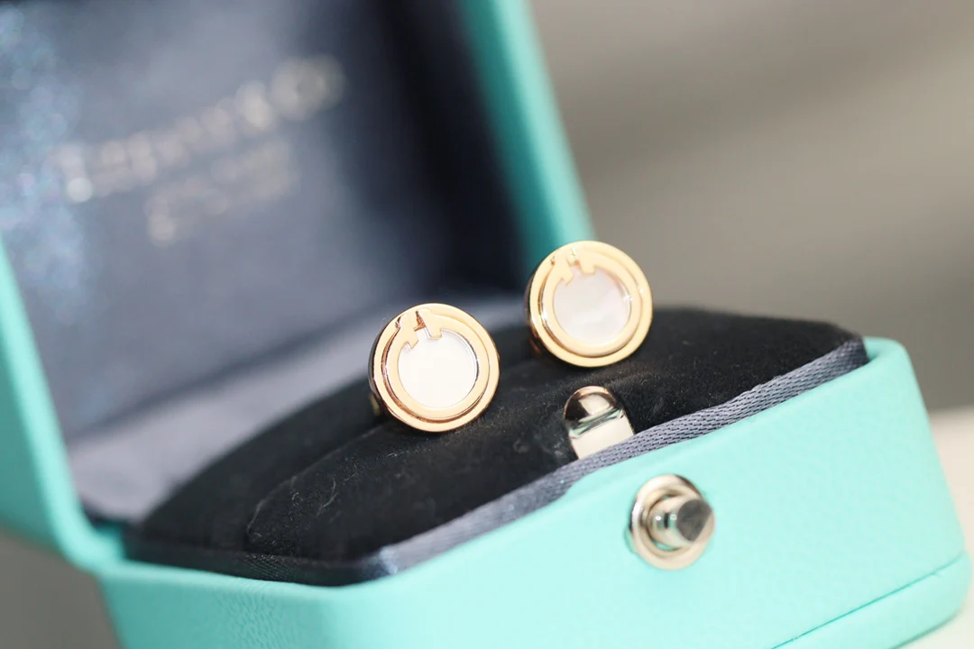 Серьги Tiffany - застежки-гвоздики - 1 шт.