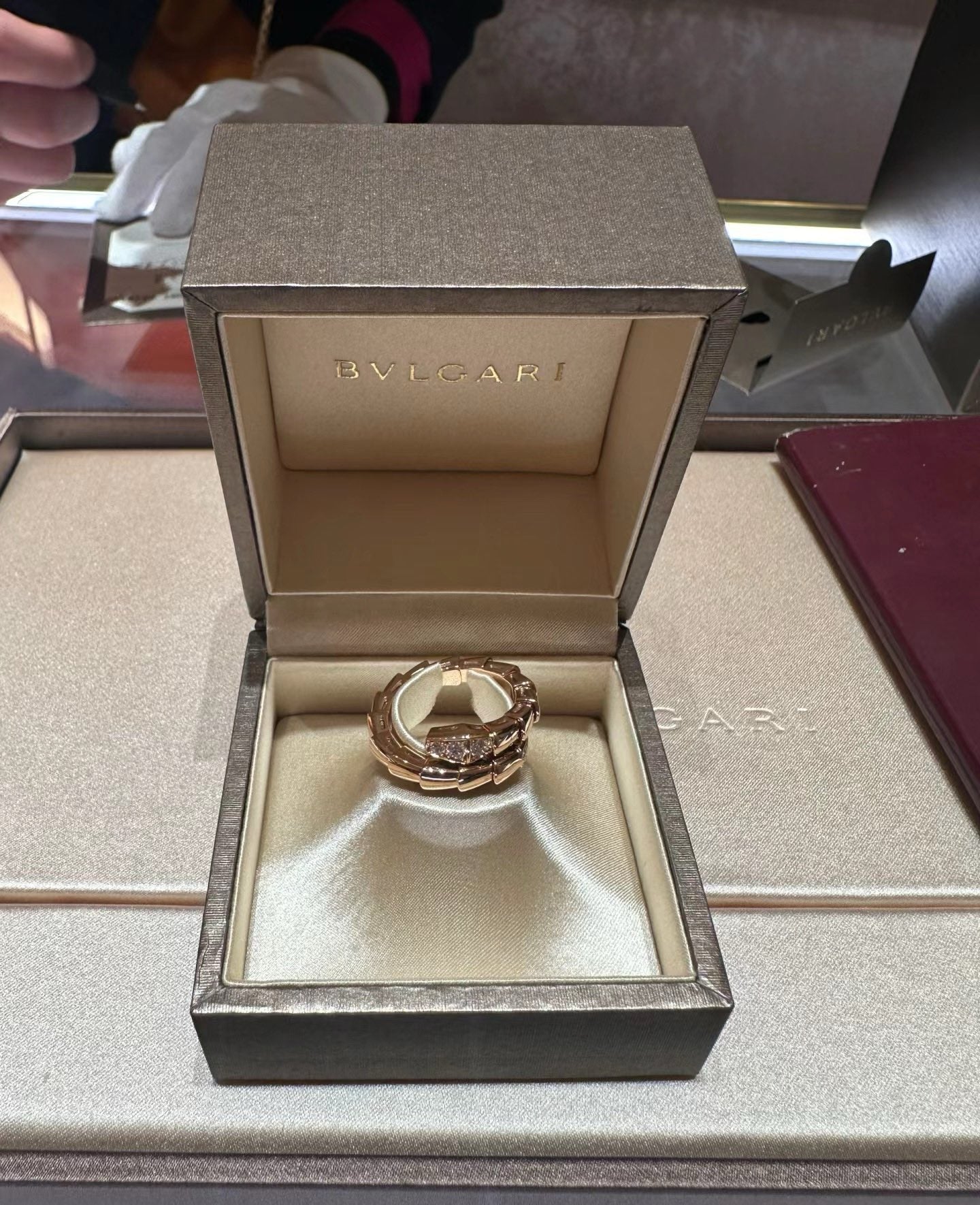 Кольцо Bvlgari 041