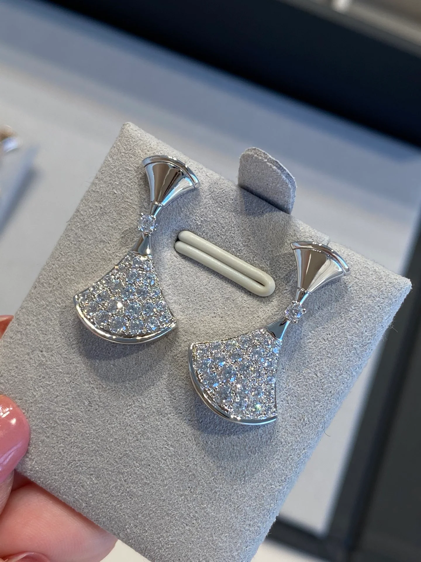 Серьги Bvlgari 034