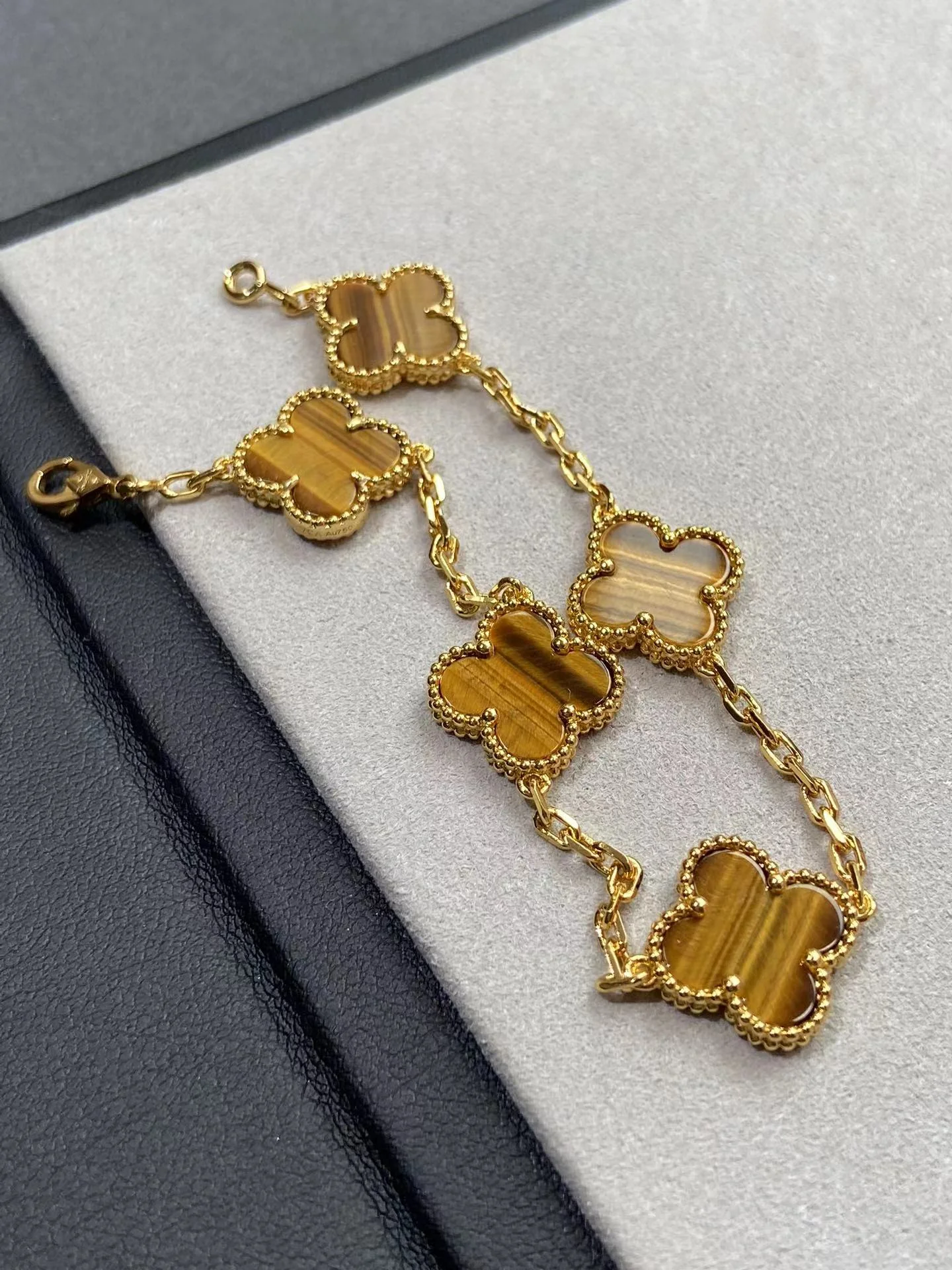 Van Vek - Браслет 032