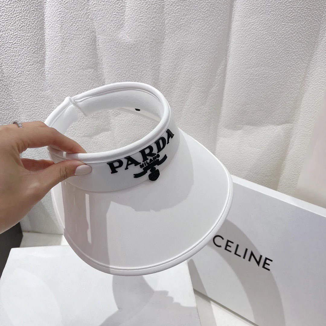 Prada - Новая солнцезащитная шляпа с козырьком