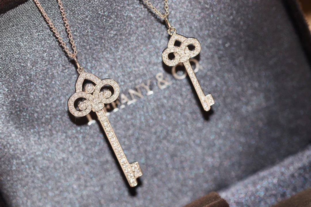 Колье Tiffany 079