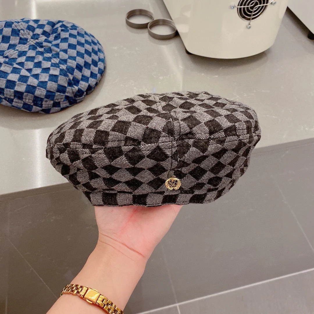 Берет LV Damier - черный