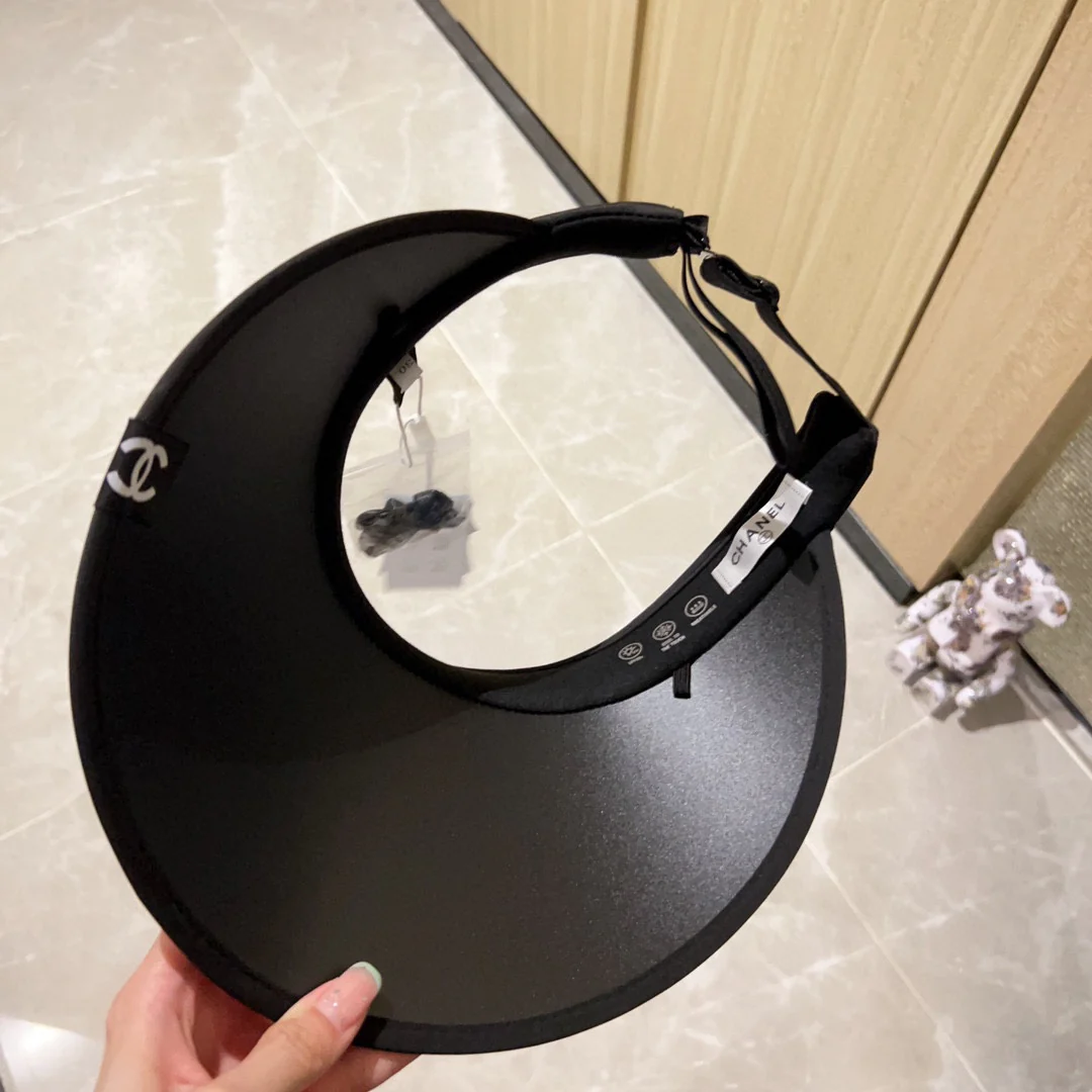 Новинка лета 2023 от Chanel - Соломенная шляпа-козырек - Солнцезащитная шляпа - Черная