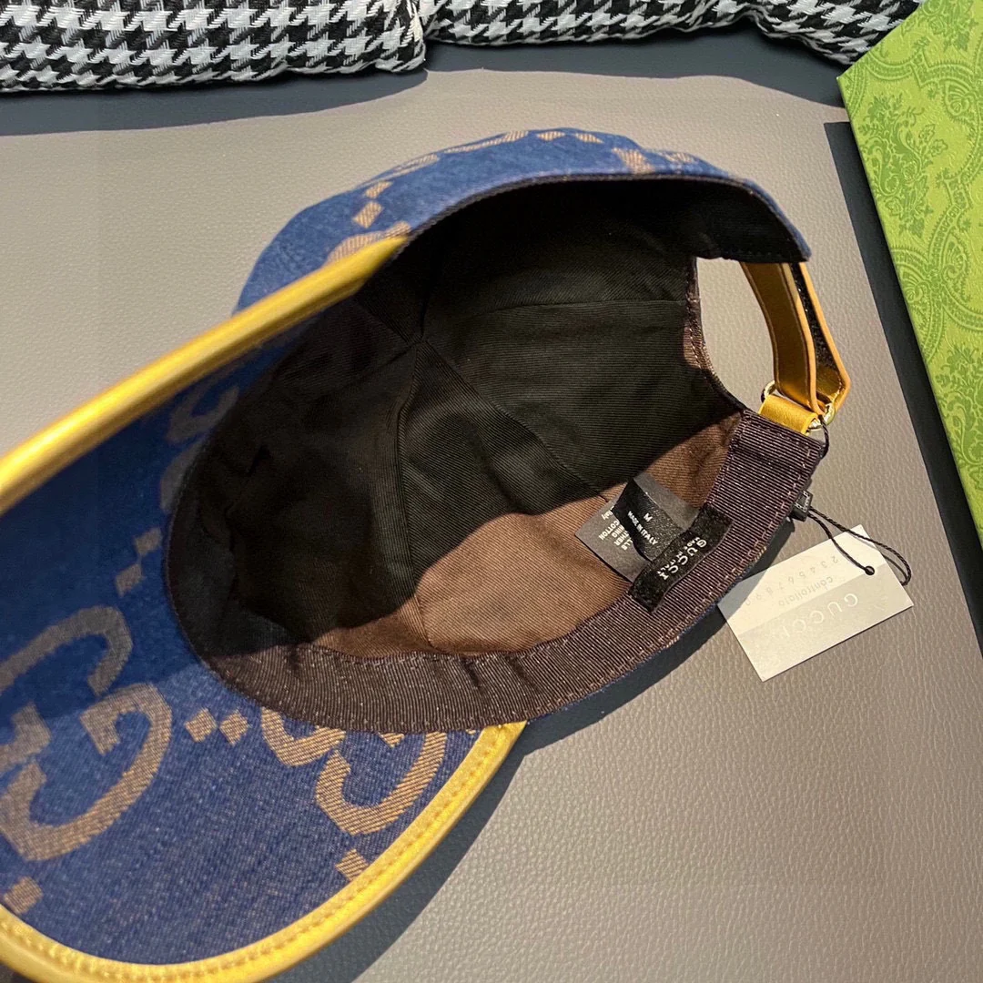 Бейсболка Gucci Big Double G — жёлтая