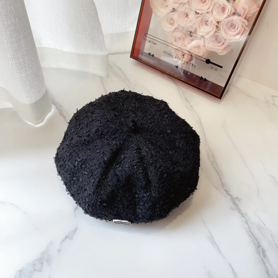 Chanel - Элегантный берет в стиле Chanel - Черный