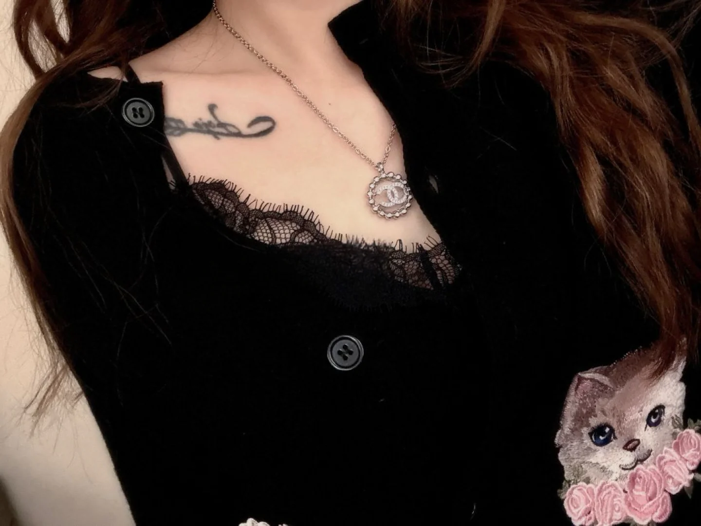 Колье Chanel 25p с ажурным круглым узором и двойной буквой С - Золото - Серебро