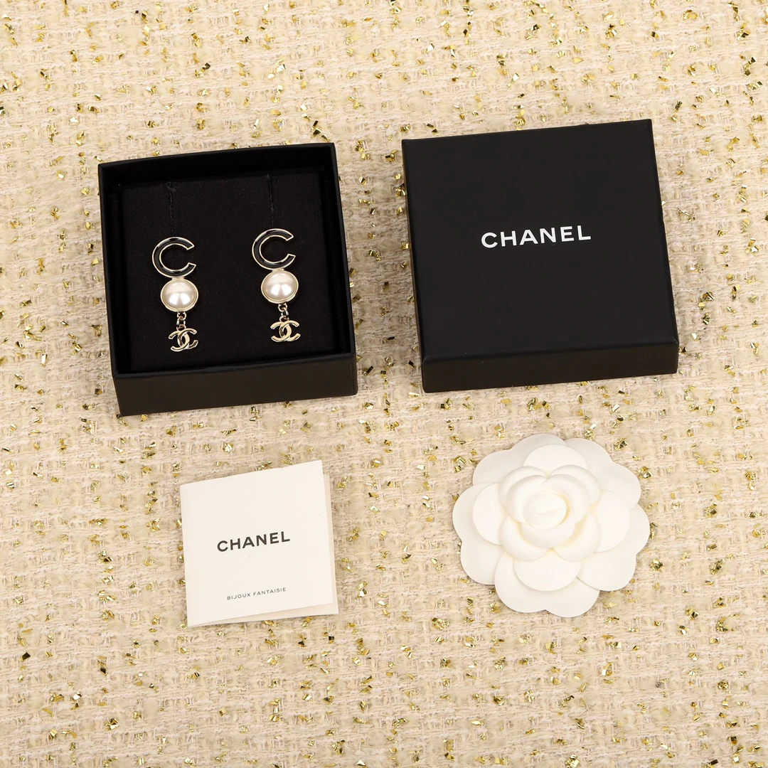 Серьги Chanel 1052
