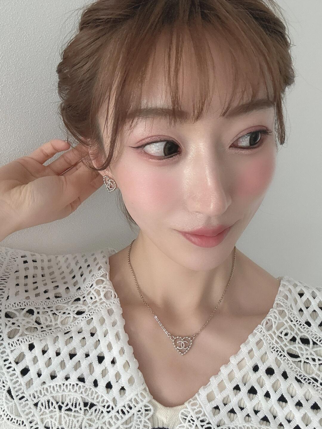 Колье Chanel 25p с ажурным сердцем