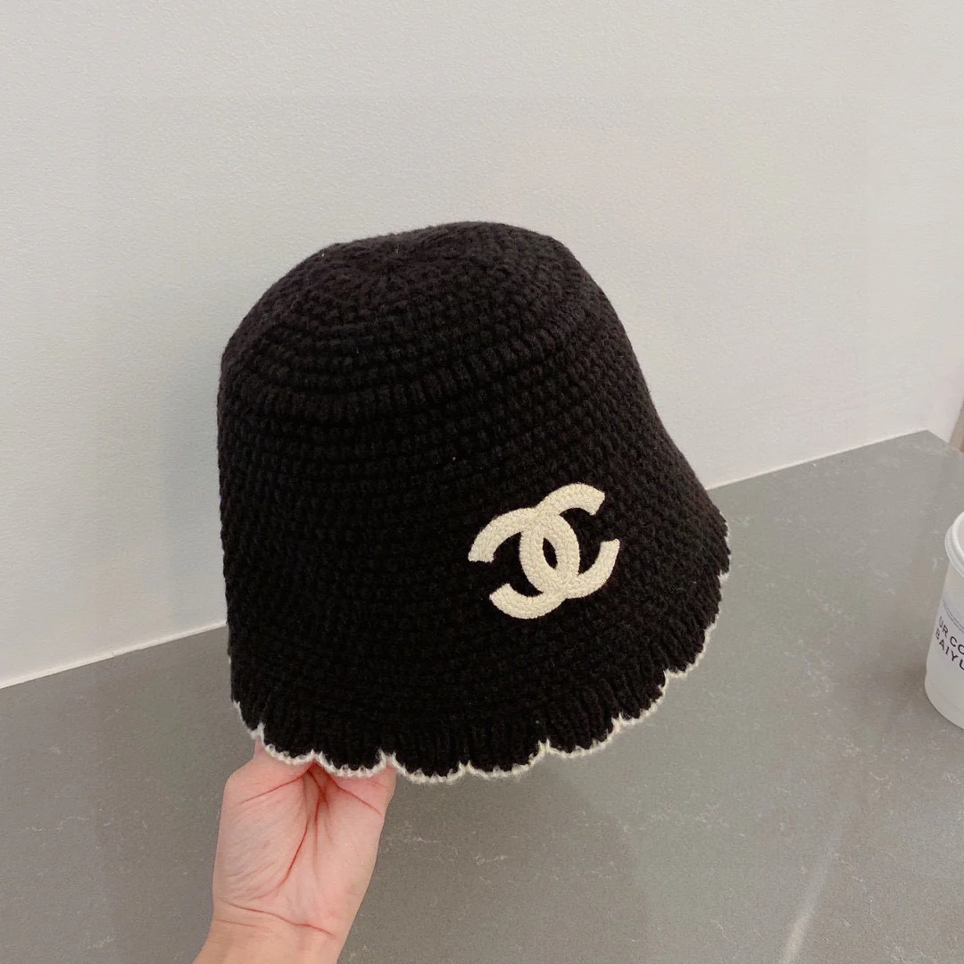 Chanel - Вязаная рыбацкая шапка - 1