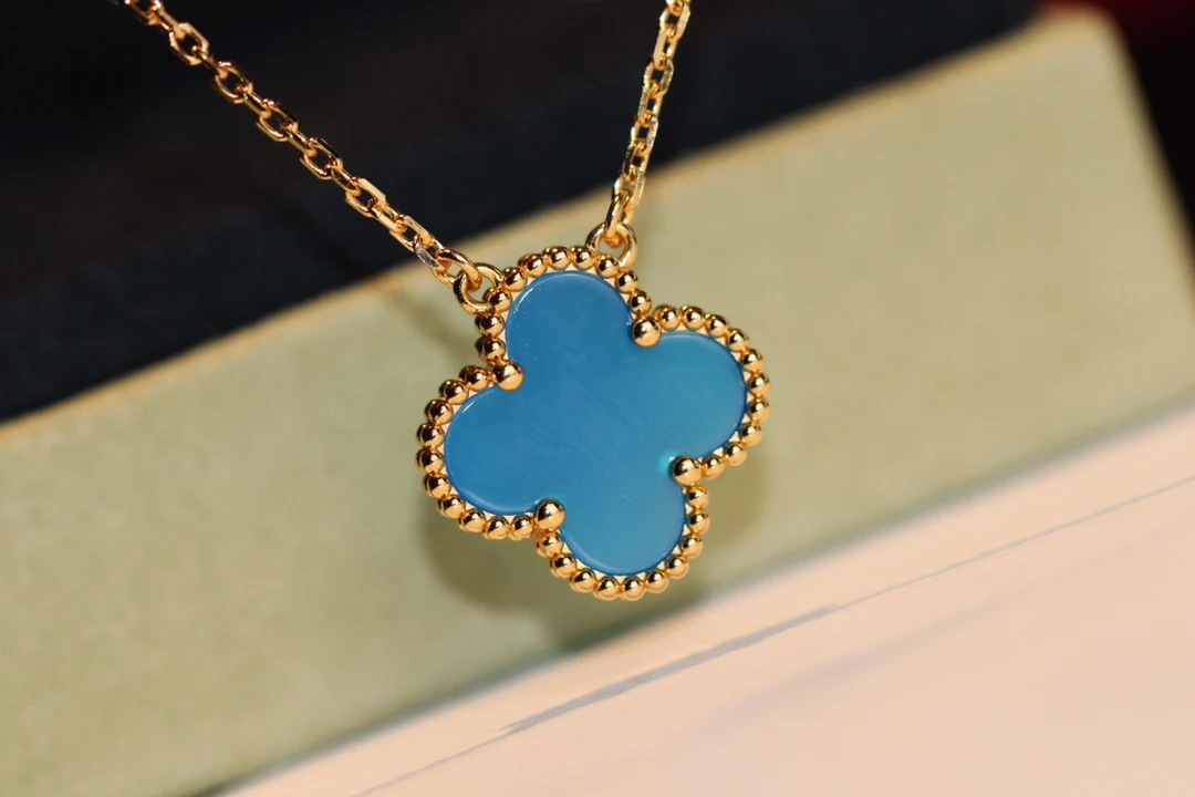 Колье VCA с четырехлистным клевером