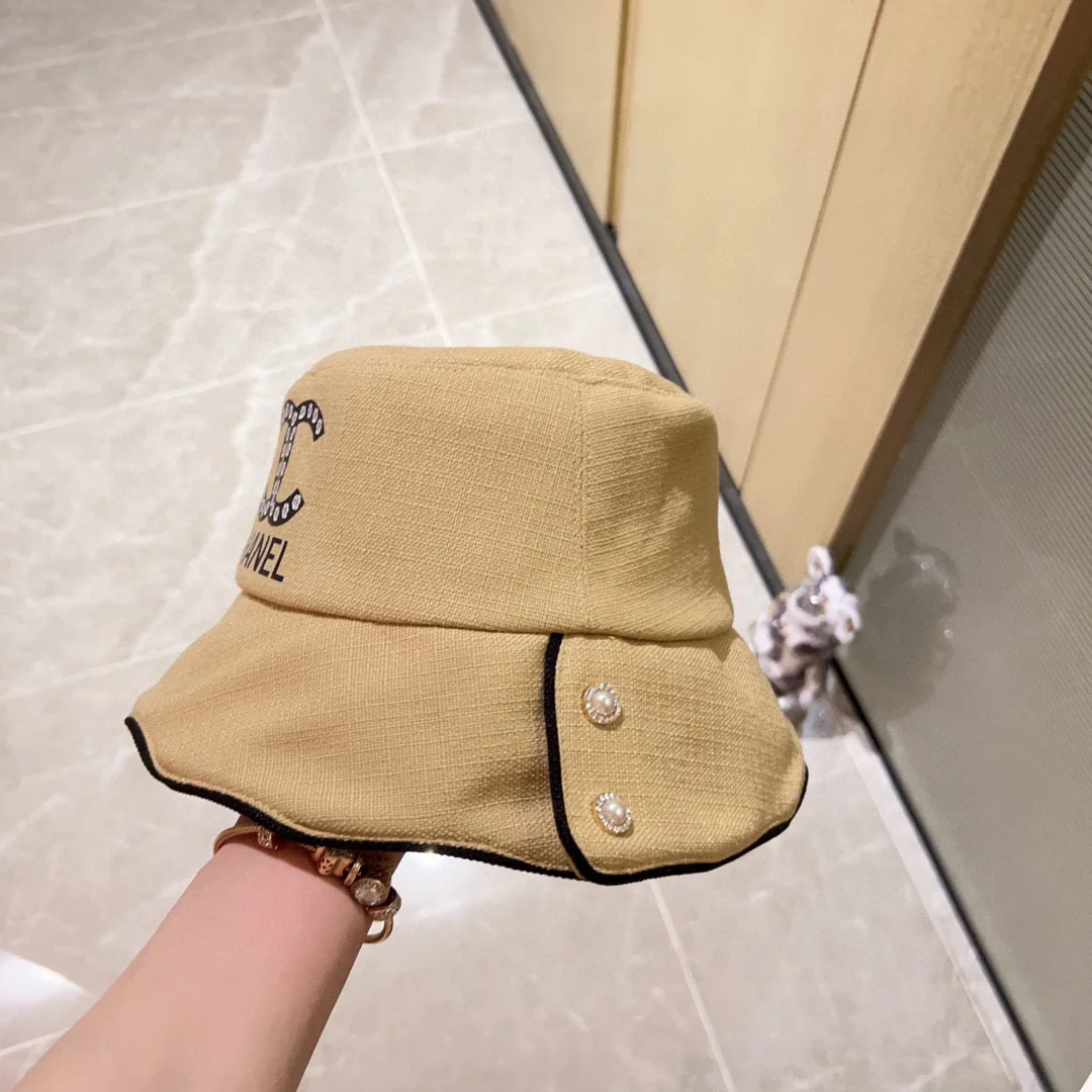 Новинка сезона весна/лето 2023 от Chanel - Рыбацкая шляпа из пузырчатой ??ткани
