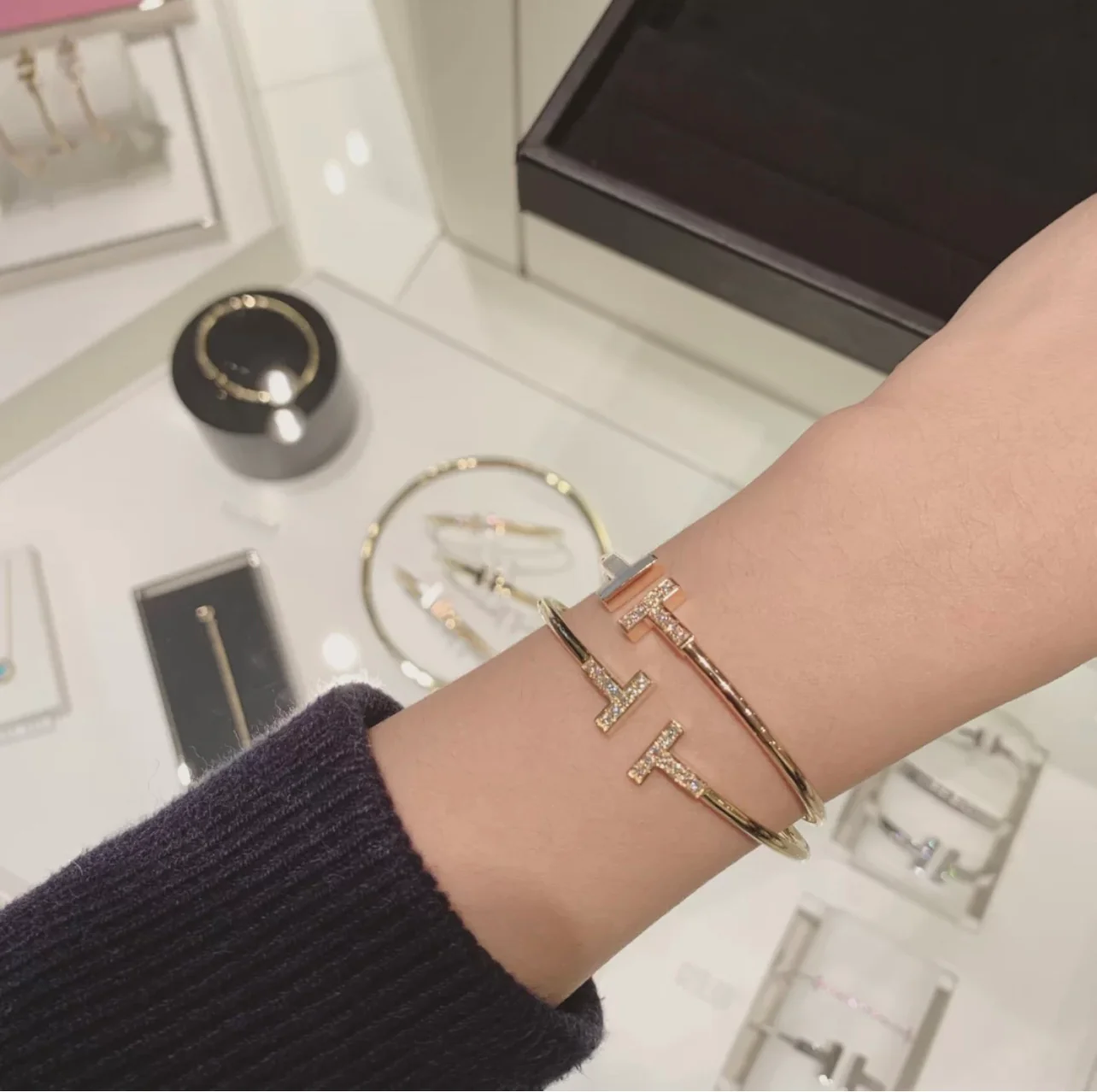 Браслет Tiffany 025 с двойной буквой Т и бриллиантами