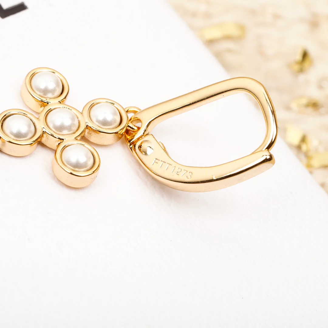 Серьги Celine 116