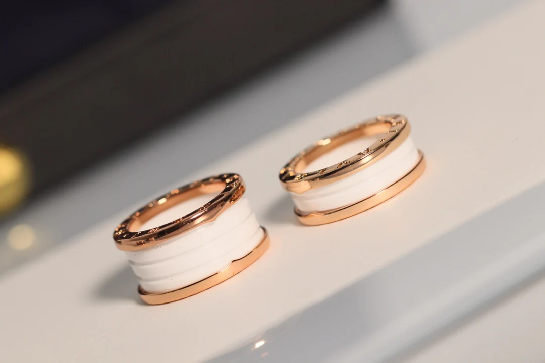 Кольцо Bvlgari 033