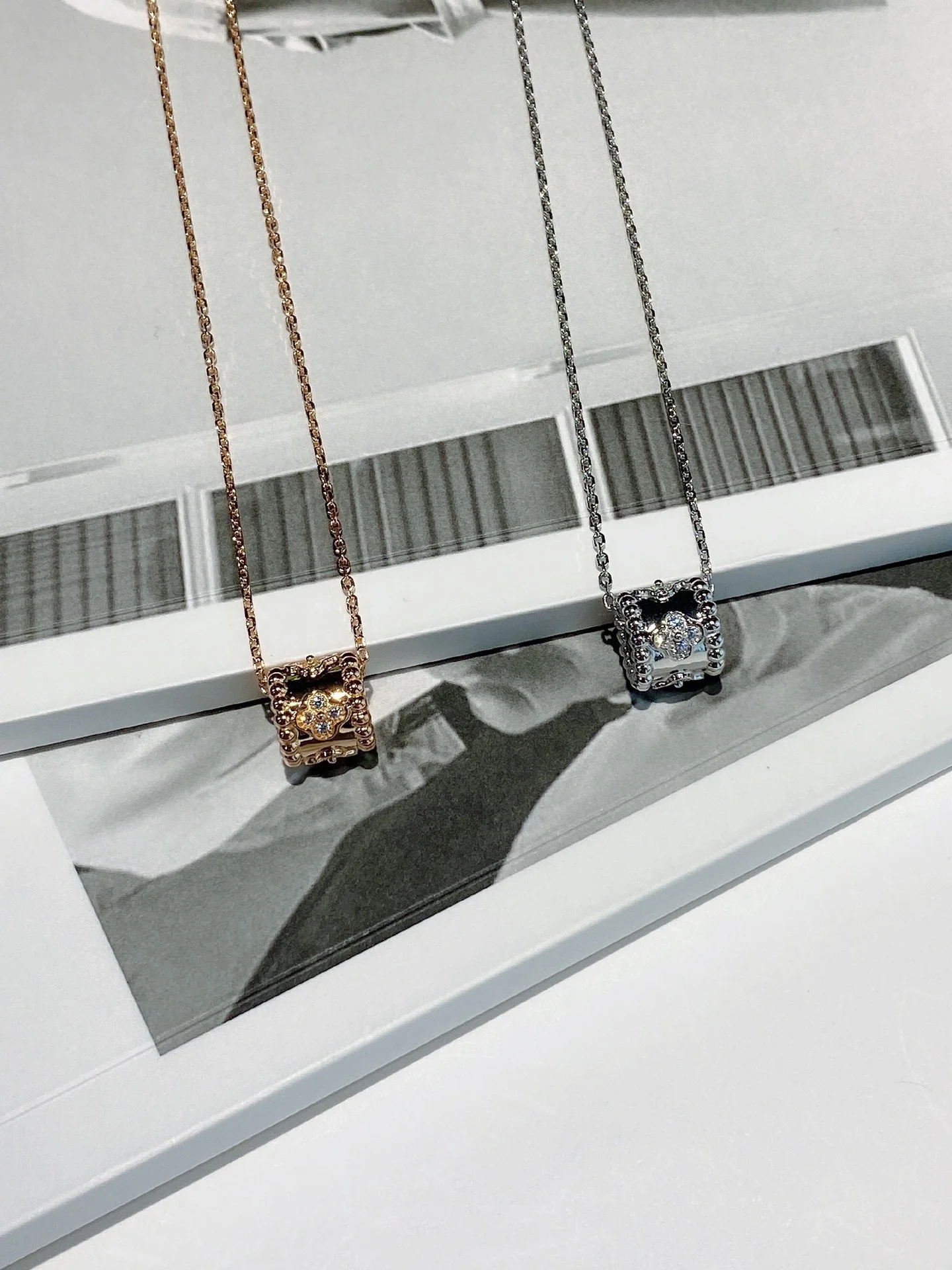 LV-Ожерелье-15