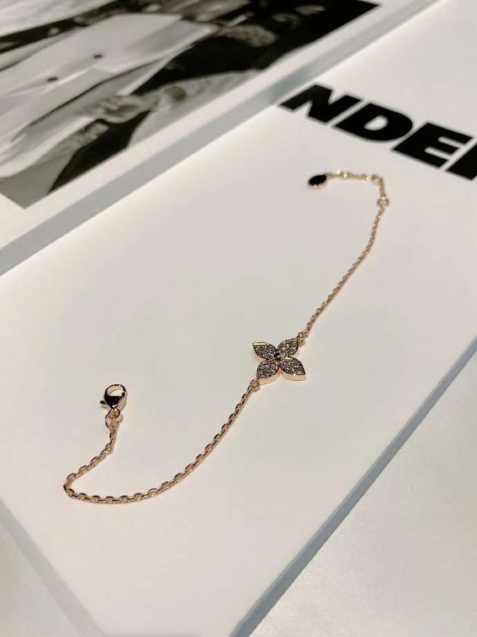 Браслет LV - 11