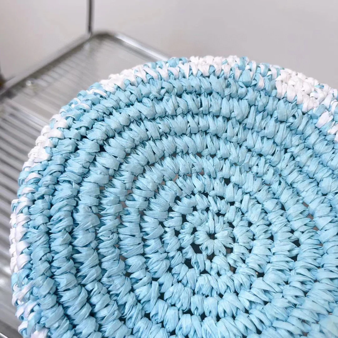 Новинки Prada весна/лето 2023 - Соломенная шляпа - Соломенная рыбацкая шляпа - Синяя