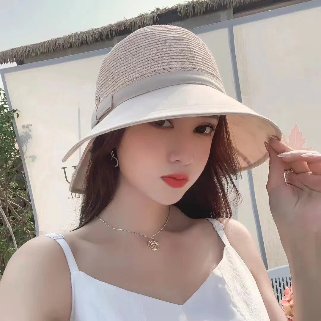 Chanel - Соломенная шляпа с цветовыми блоками