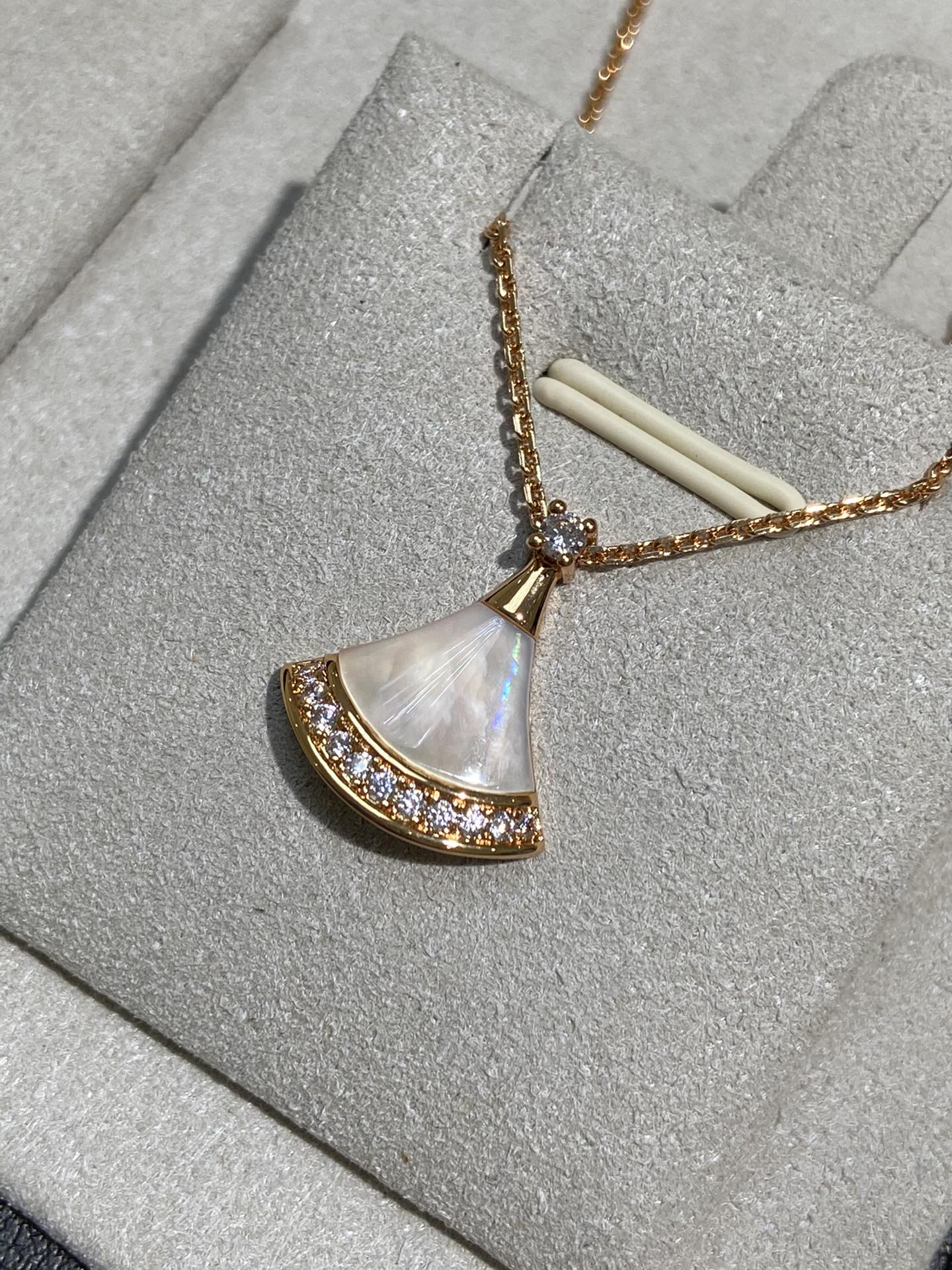 Bvlgari - Колье 026