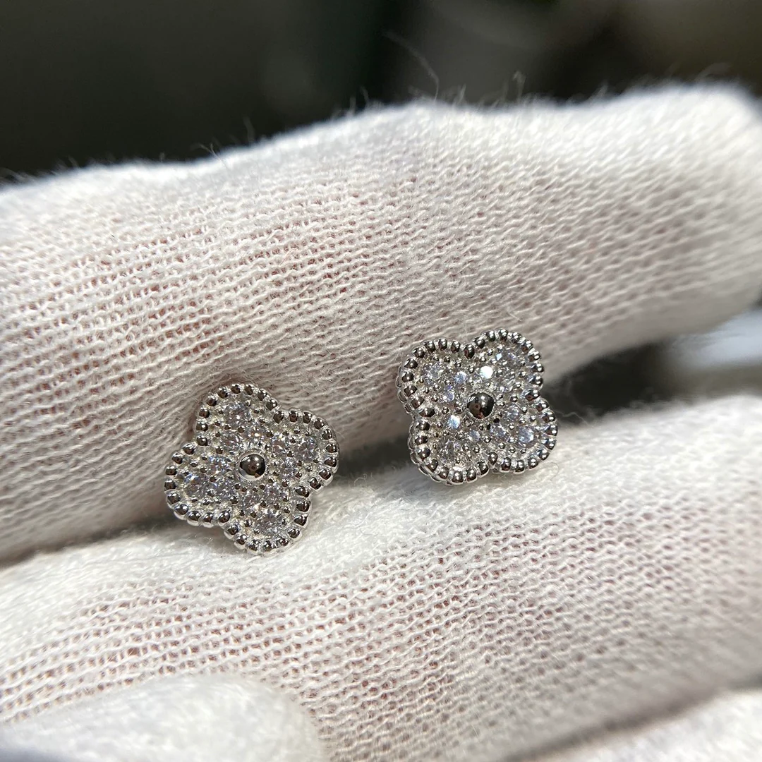 Van Vek - Серьги 006