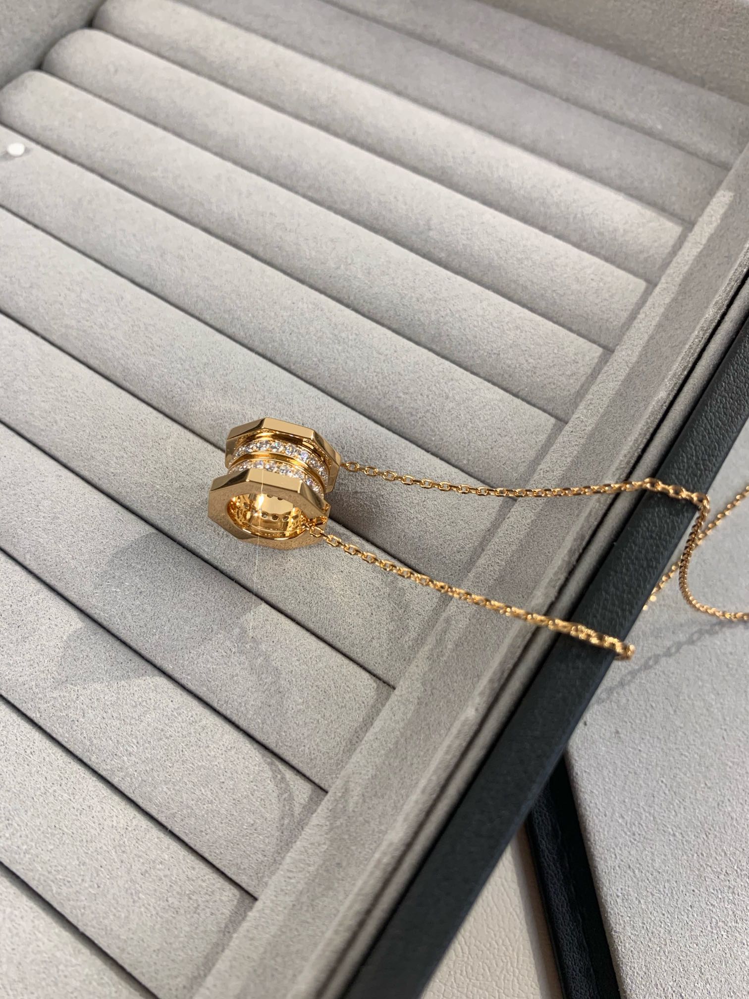 Cartier - Колье 021