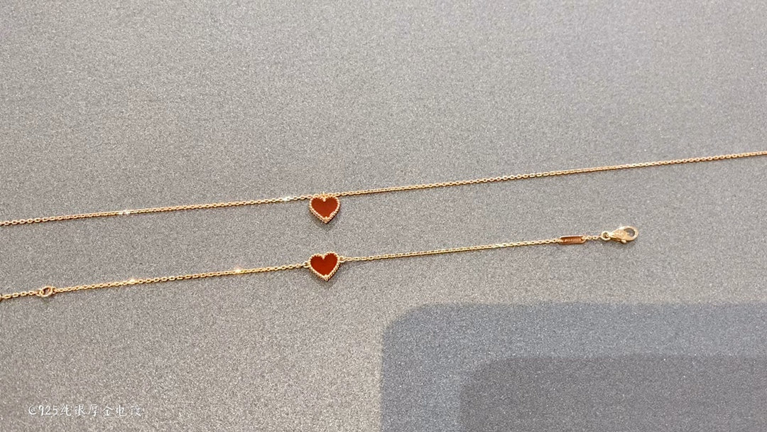 Van Vuitton - Колье 105