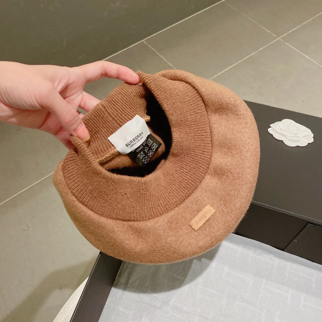 Шерстяной берет Burberry - коричневый