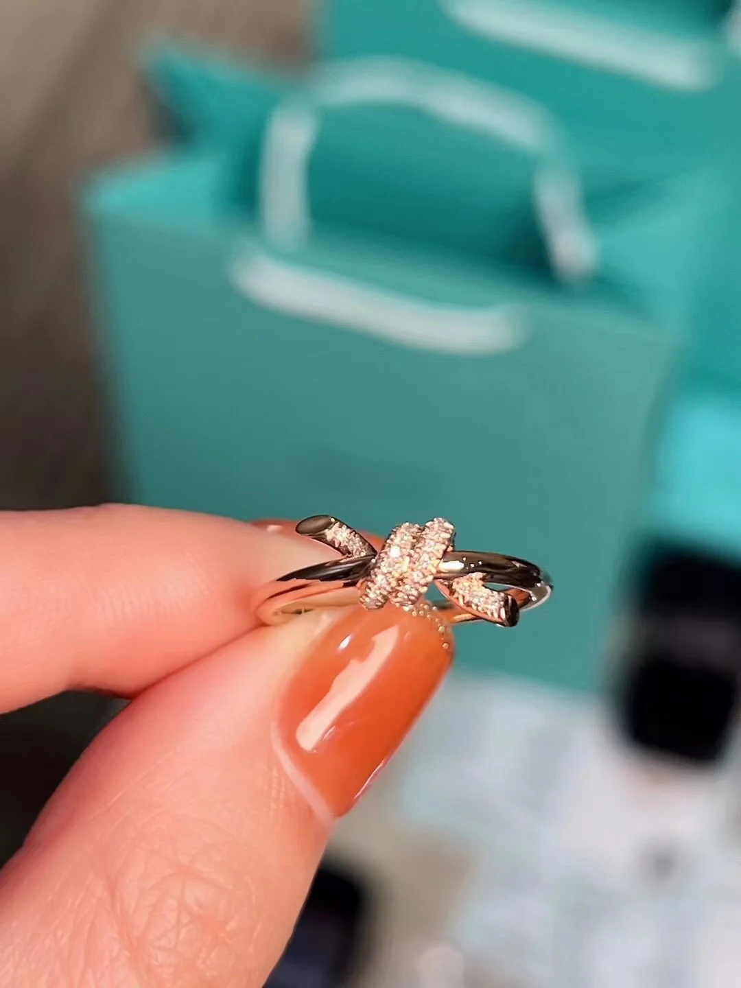 Кольцо Тиффани 011