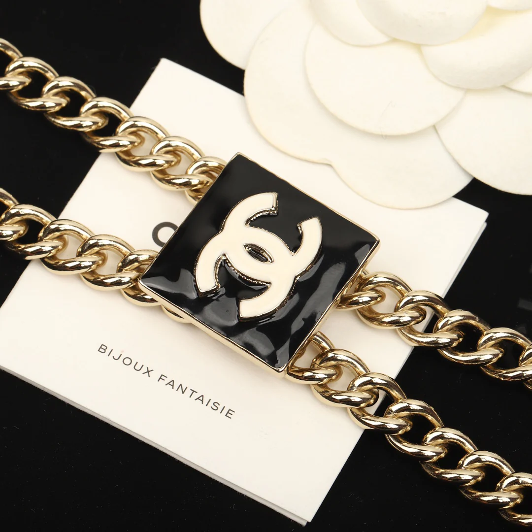 Chanel - Колье 475