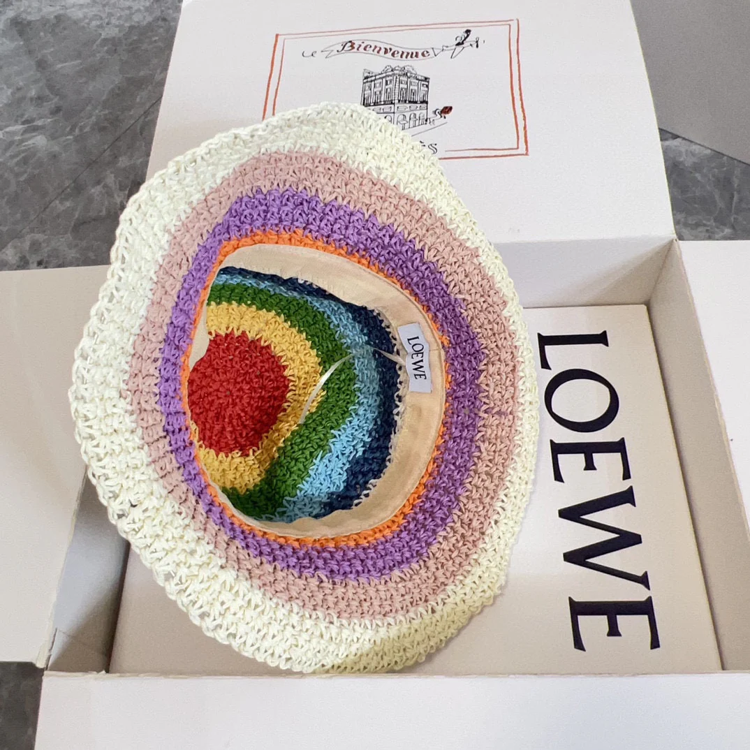 Новая плетеная рыбацкая шляпа LOEWE Rainbow Hollow 2024 — фиолетовая.