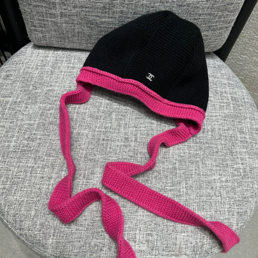 Вязаная шапка Celine Coco Neige из лыжной коллекции - розовая.